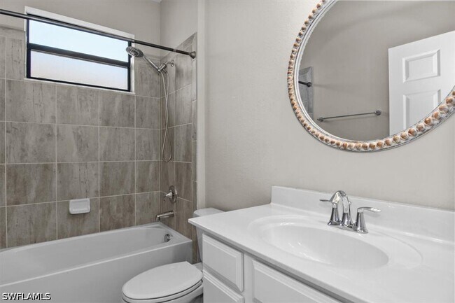 Building Photo - 9176 Glenforest Dr