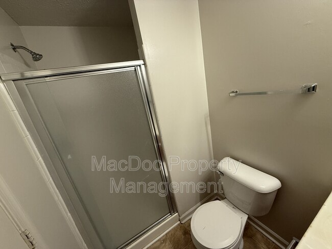 Building Photo - 4249 Normandy Ct