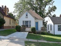 Building Photo - 4529 Charles St