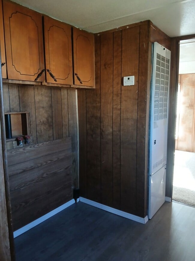 Building Photo - “Comfortable and Convenient” 3 bedroom 2 bathroom