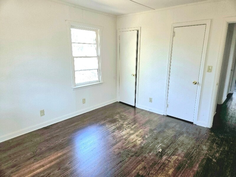 Building Photo - 2020 Regent St