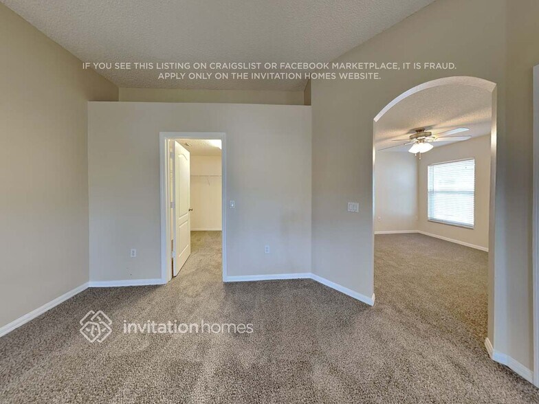 Building Photo - 1640 Wekiva Dr