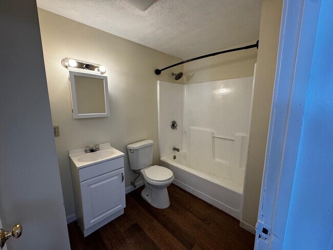 Building Photo - 249 E High St