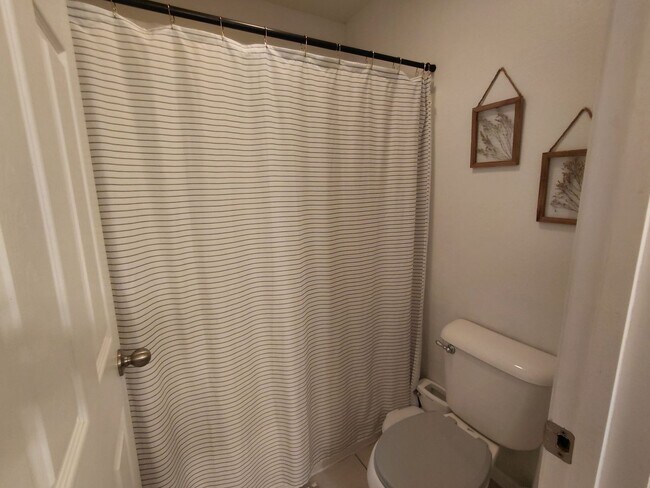 Building Photo - 21079 Hideaway Ln