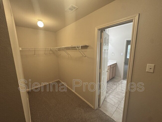 Building Photo - 11310 Jim Thorpe Ln
