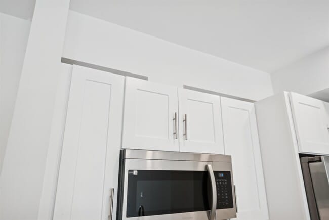 Building Photo - 32 Jones St