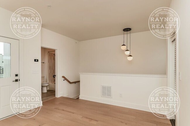 Building Photo - 1007 Hundley
