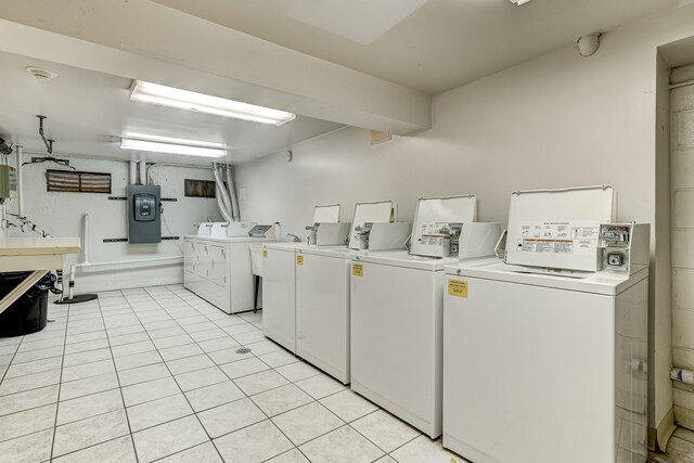 Building Photo - 7413 Brookdale Dr