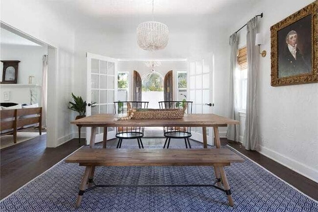 Building Photo - 717 Forest Hill Blvd