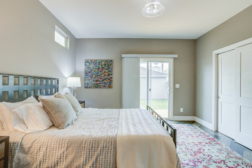 Building Photo - 373 E Morris St