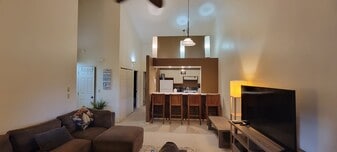 Building Photo - 679 S Kihei Rd