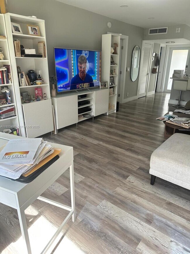 Primary Photo - 1350 Atlantic Shores Blvd