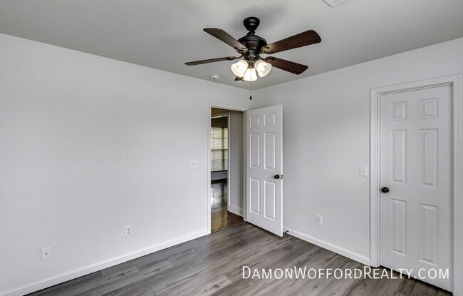 Building Photo - 107 Emery Drive