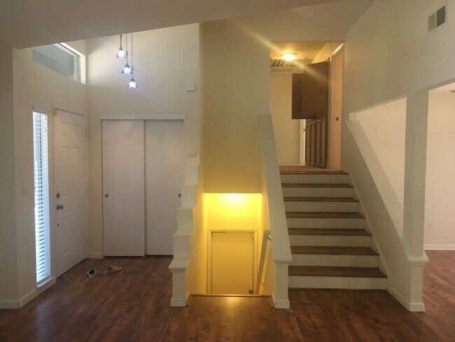 Building Photo - 3249 Wilkinson Rd