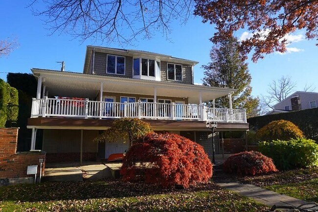 Primary Photo - 59 Island Dr