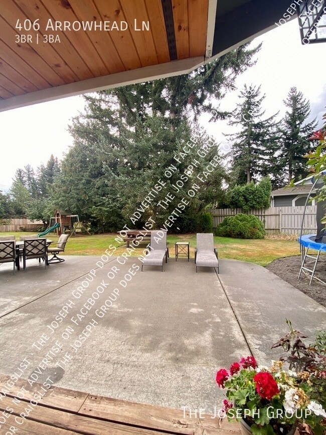 Building Photo - 406 Arrowhead Ln