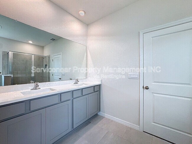 Building Photo - 10547 Bridgegate Hts Lp