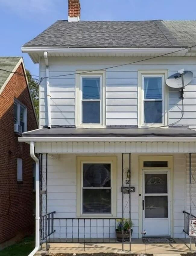 Building Photo - Hurry! 3 Bedroom 1.5 Bath Home in Dallastown Schools!