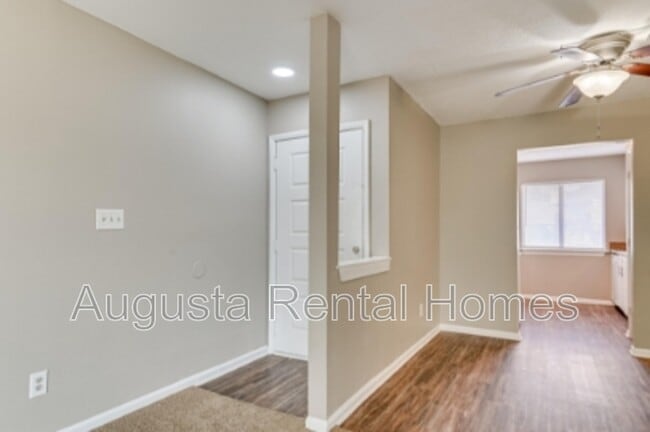 Building Photo - 3006 Strickland Ct