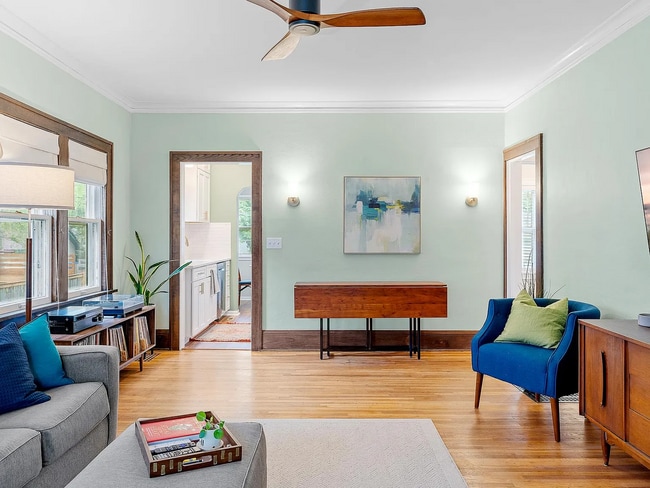 Building Photo - 2 Bed | 1 Bath House in Desired Mpls Neigh...
