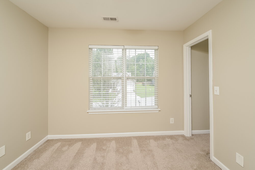 Building Photo - 5624 Fairway Forest Dr