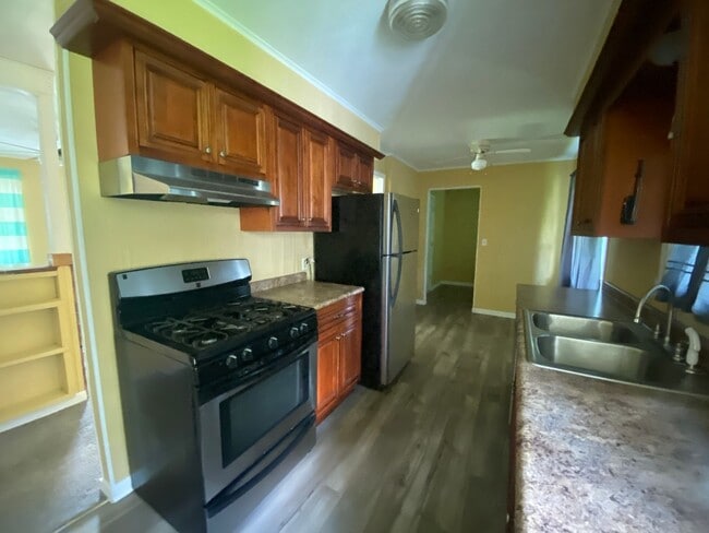 Building Photo - Nice 2bed/1bath home in Portia!!!