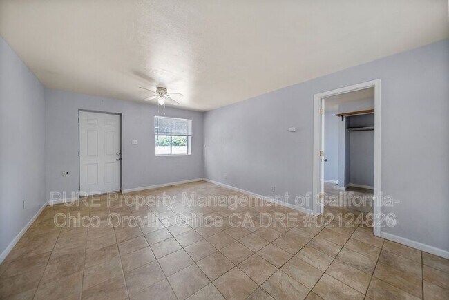 Building Photo - 7701 Molinos Ave