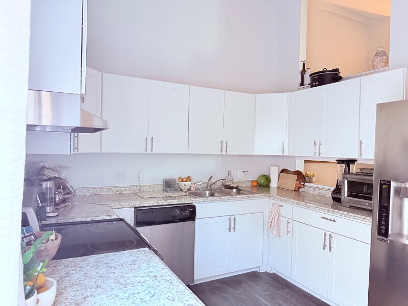 Building Photo - 3165 Dublin Blvd