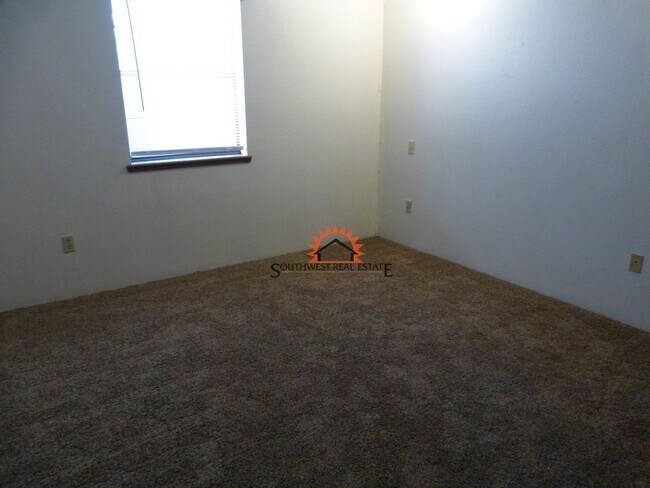 Building Photo - 602 Sheldon St
