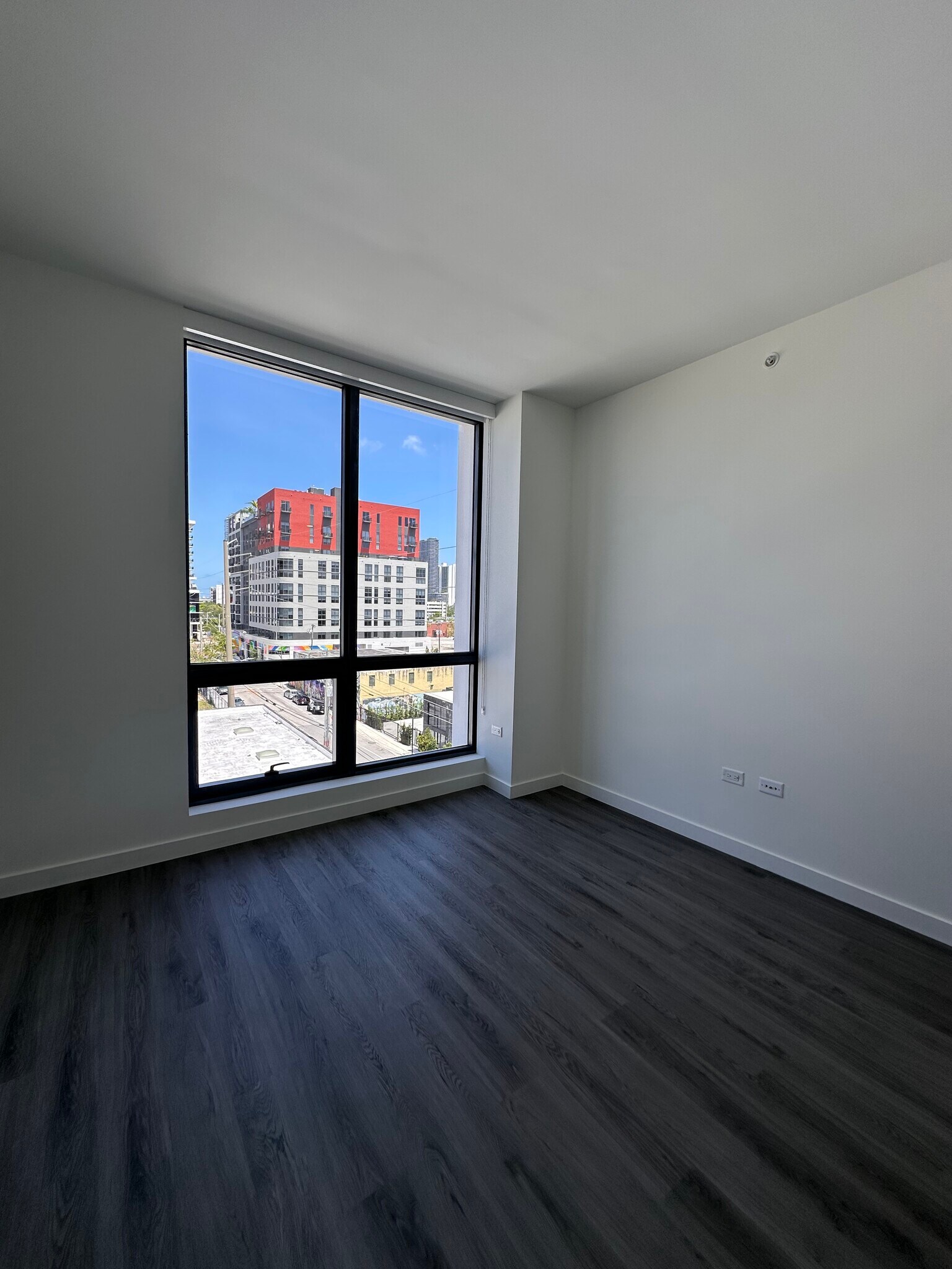 Building Photo - 244 NW 31st St
