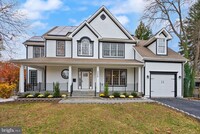 Building Photo - 3336 Jones Bridge Ct