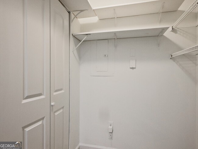 Building Photo - 632 Granville Ct