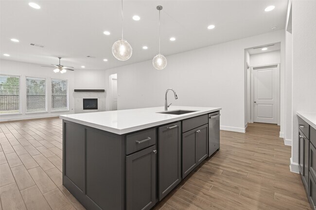 Building Photo - 1132 Beals Crk St