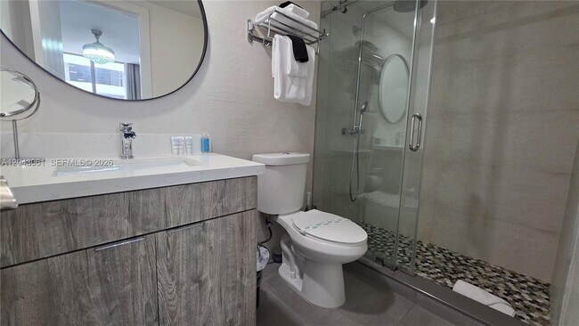 Building Photo - 4001 S Ocean Dr
