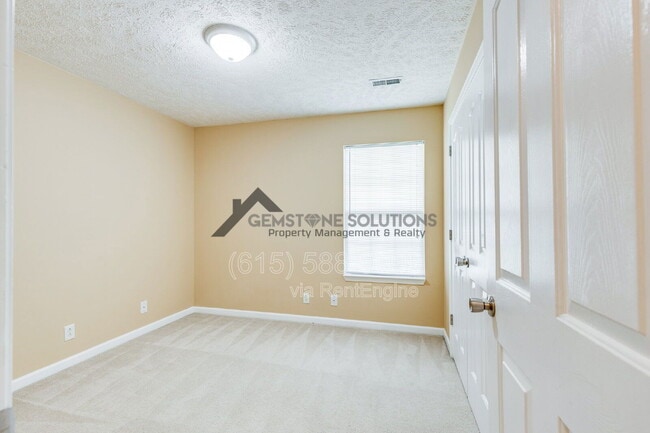 Building Photo - 1418 Owasa Trail