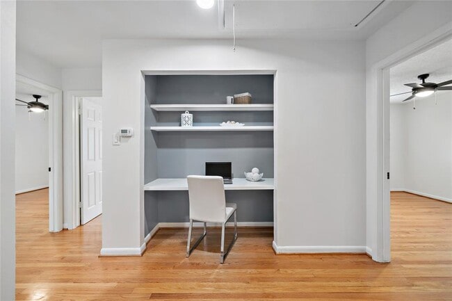 Building Photo - 4510 Billingsley St