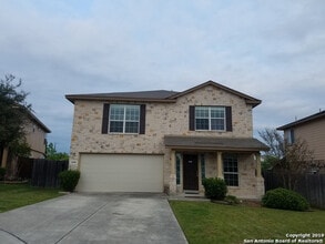 Building Photo - Move in ready and located on a quiet cul d...