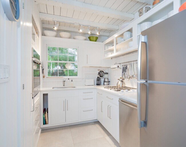 Building Photo - 53 Sayre's Path