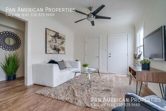 Building Photo - 6621 1/4 Crenshaw Blvd.-