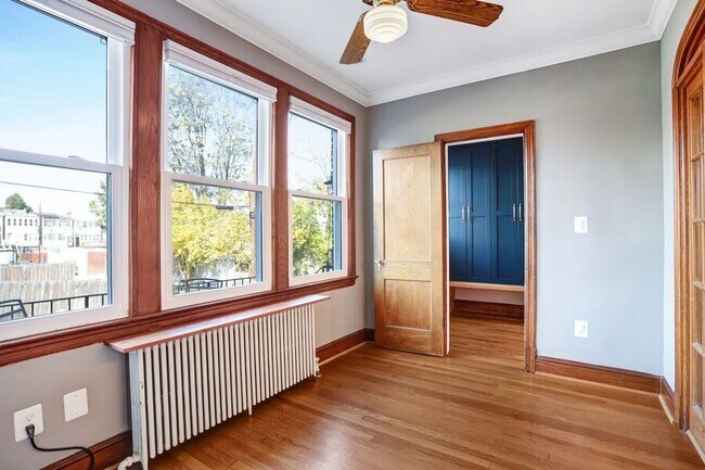 Building Photo - 5012 3rd St NW