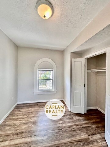 Building Photo - 171 Olive St