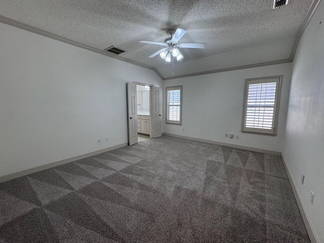 Building Photo - 3518 104th St