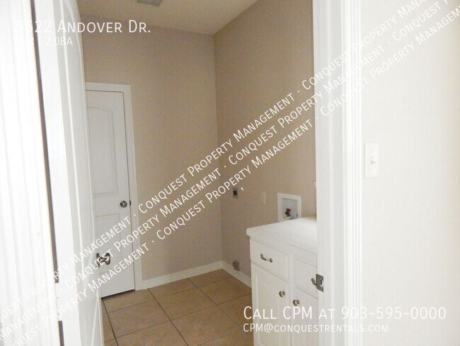 Building Photo - 5622 Andover Dr