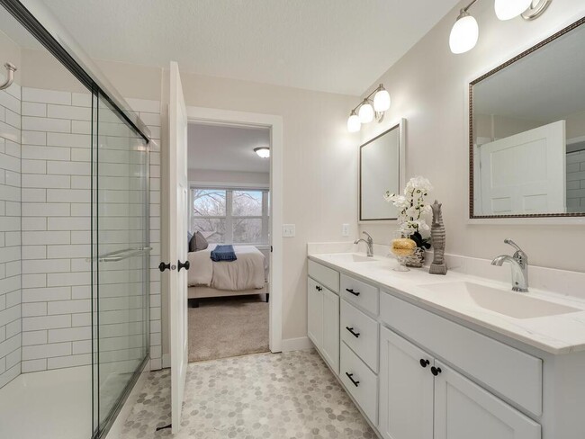 Building Photo - 15110 Eileen Cir