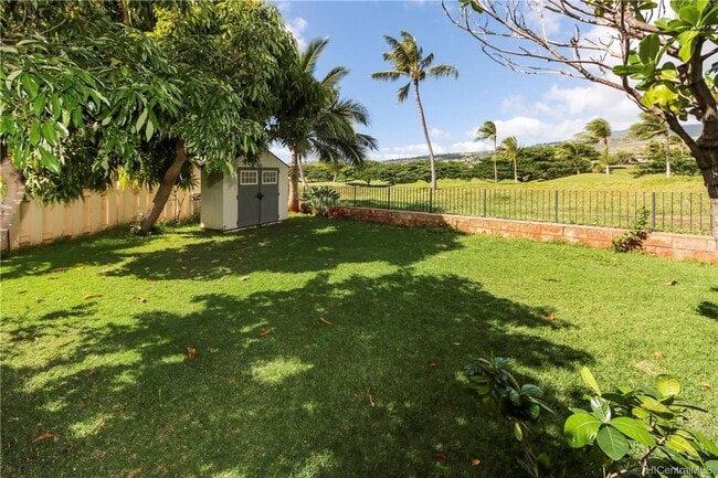 Building Photo - A?eloa, Kapolei - Single Family Home on the Golf Course