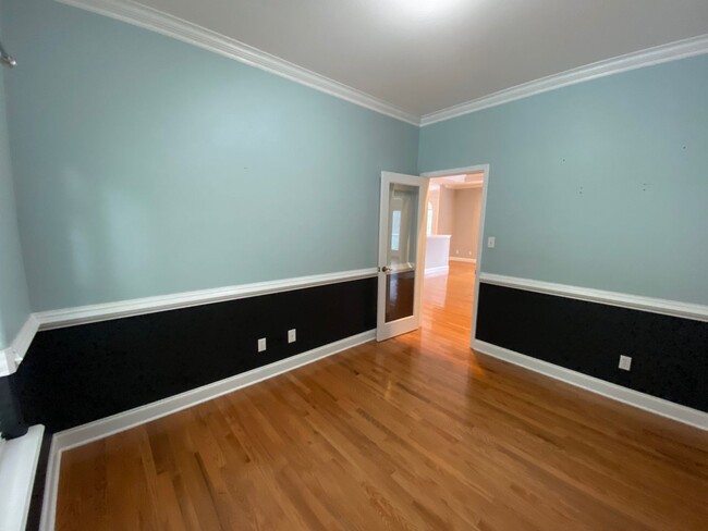 Building Photo - West AVL  - Good Things Come in Twos!  Rea...