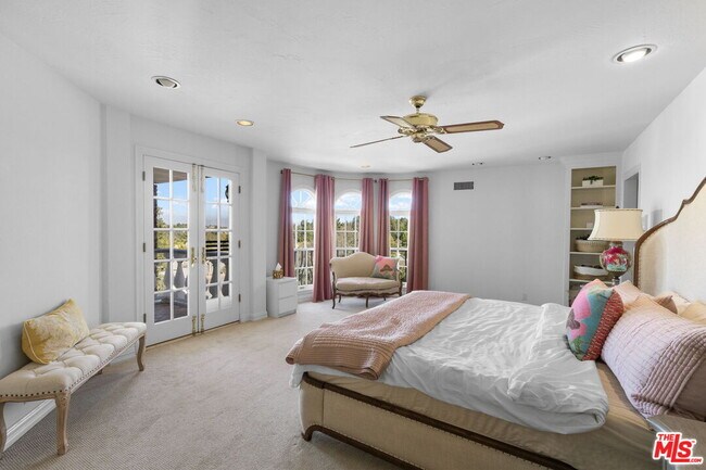 Building Photo - 4548 Ellenboro Way