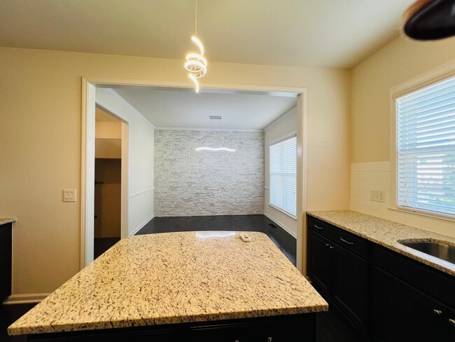 Building Photo - 7002 Reedybrook Crossing