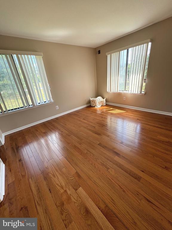 Building Photo - 1502 The Woods