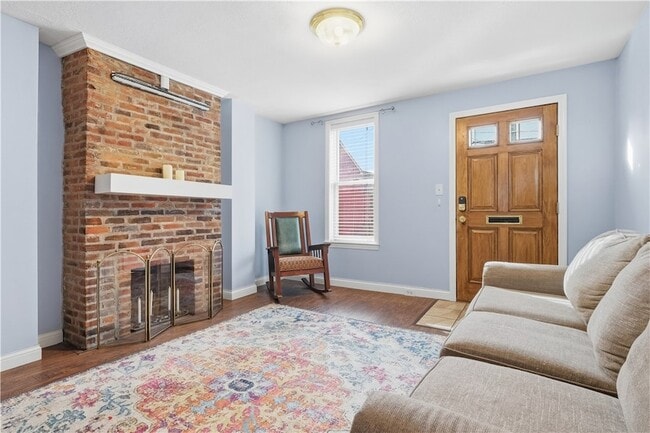 Building Photo - 1402 Sherman Ave